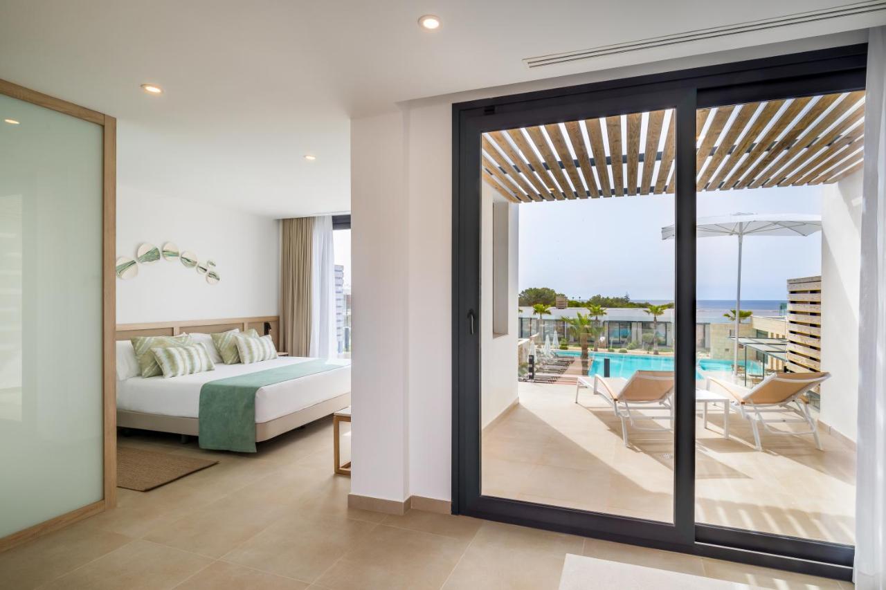 Barcelo Nura Hotel Sant Lluis Bagian luar foto